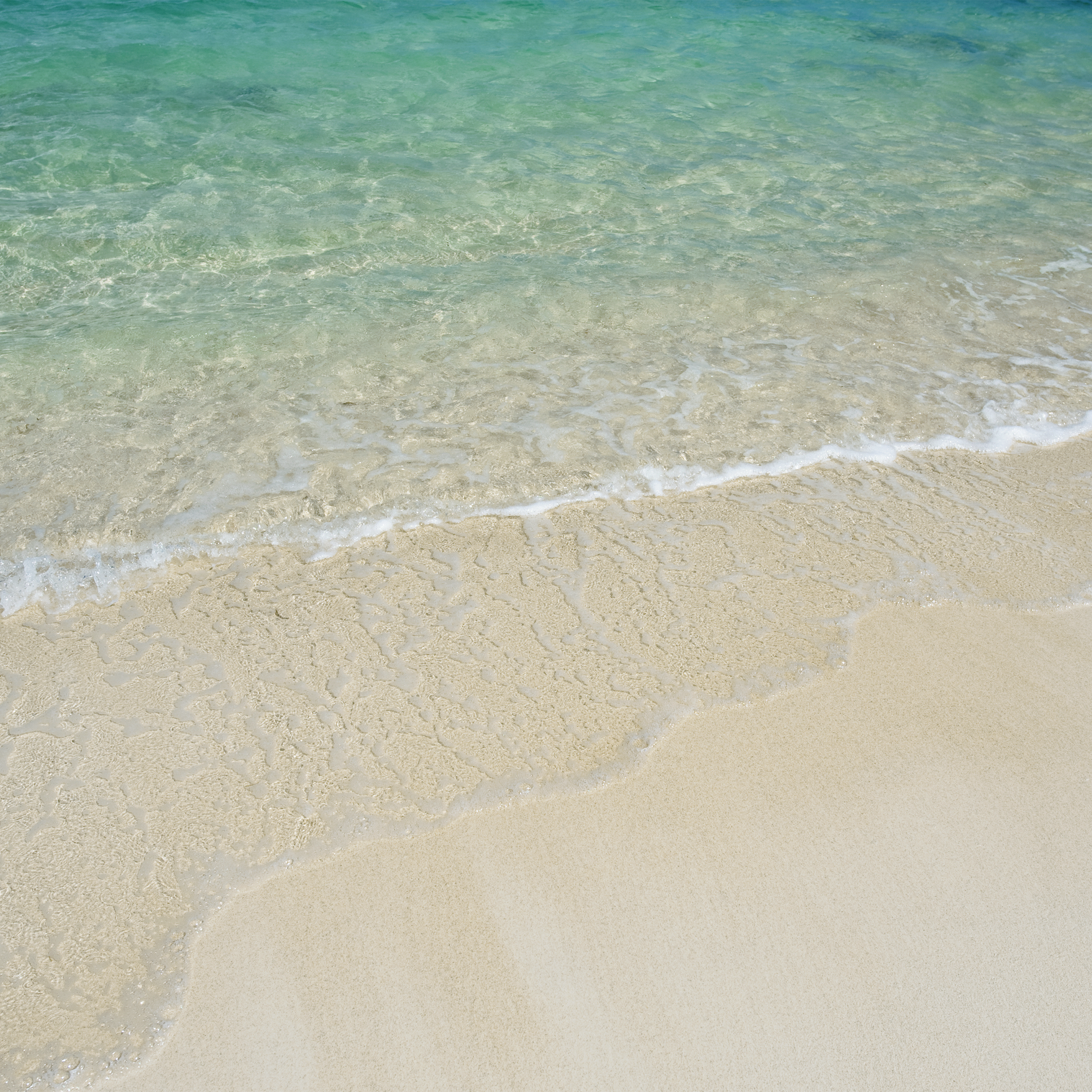 301.Classic_Beach@2x~ipad.png Wallpaper